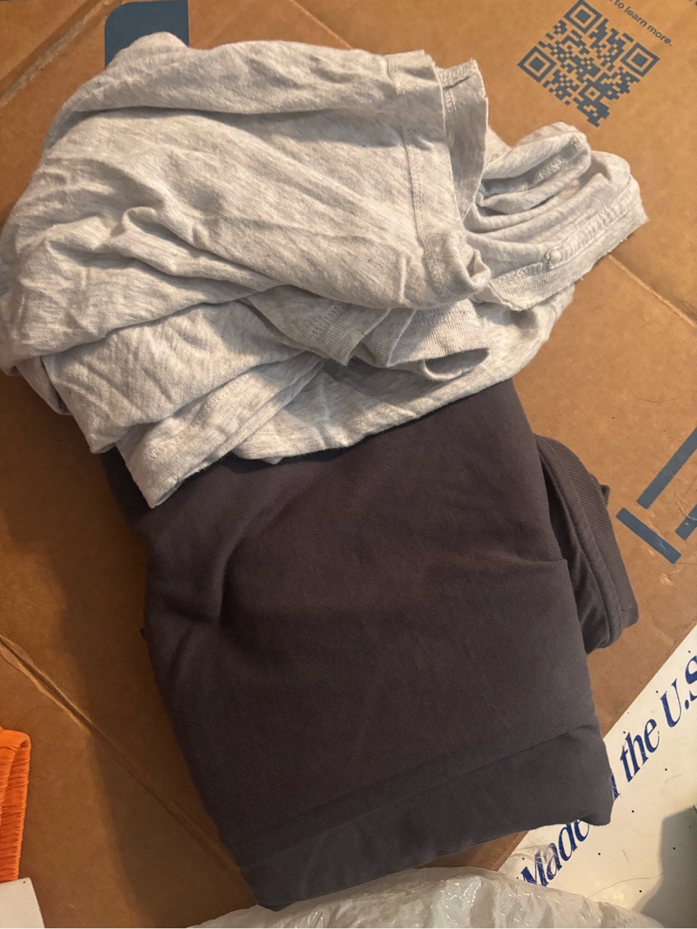 Women’s slouchy shirt bundle uniqlo M LS & aerie Light Gray XS SS Used READ Desc